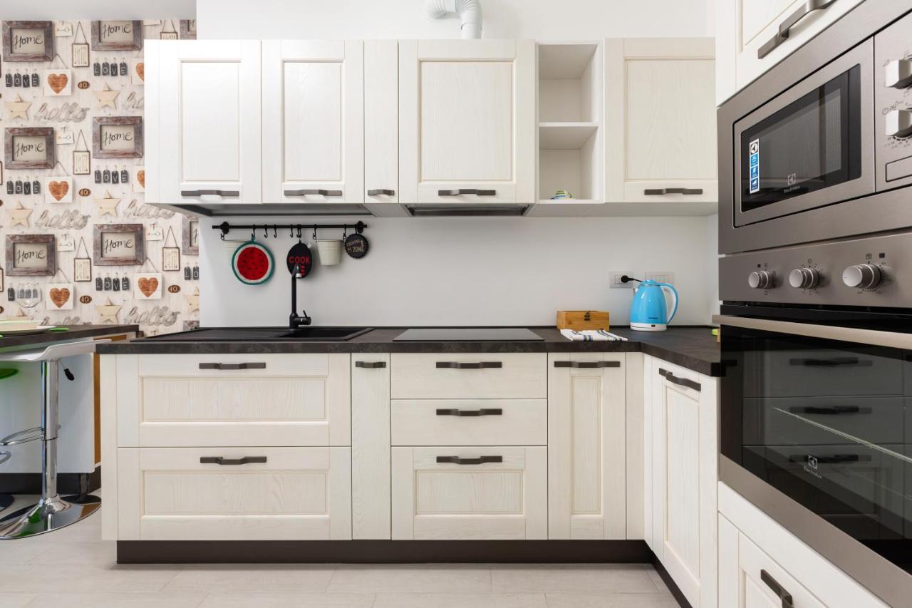 Fiera Milano Flat With Garage Apartment Bagian luar foto