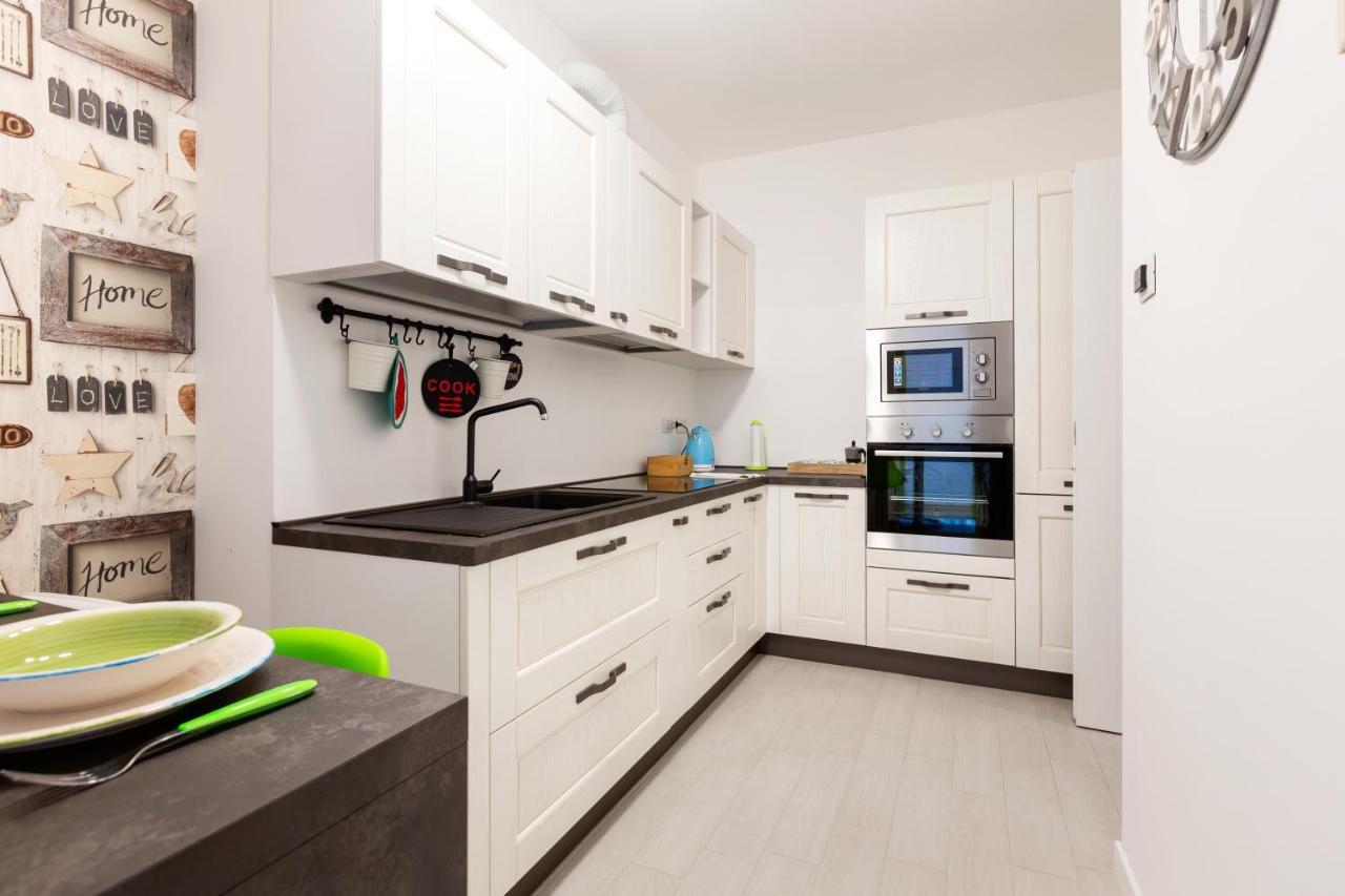 Fiera Milano Flat With Garage Apartment Bagian luar foto