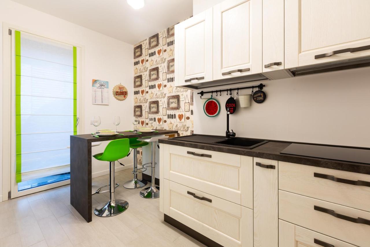 Fiera Milano Flat With Garage Apartment Bagian luar foto